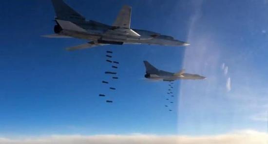 俄国防部:已歼灭飞行员获救地区恐怖组织和团伙